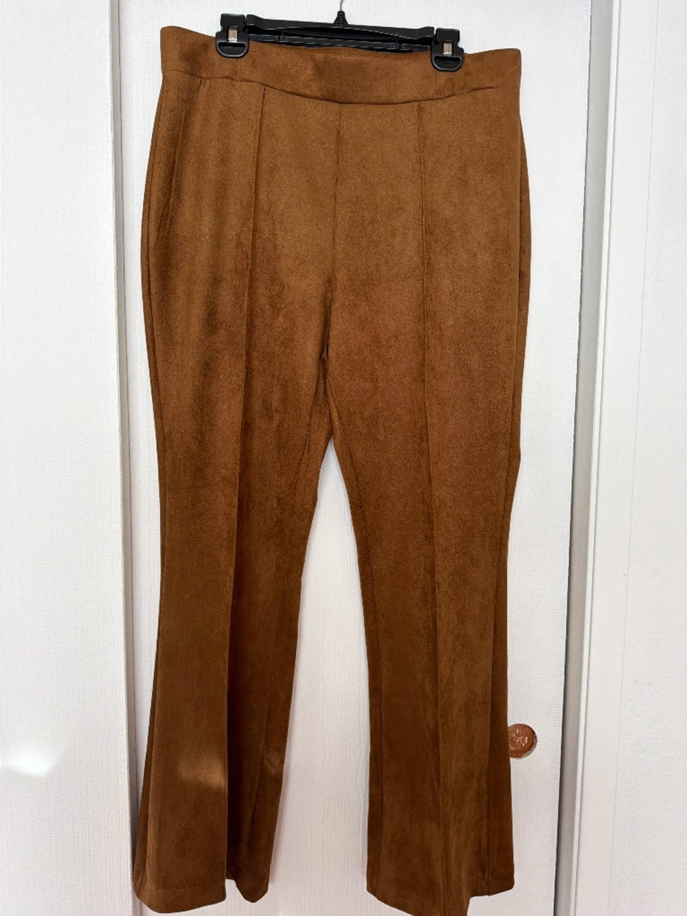 New York & Company Brown Faux Suede Pants – Size L NWT